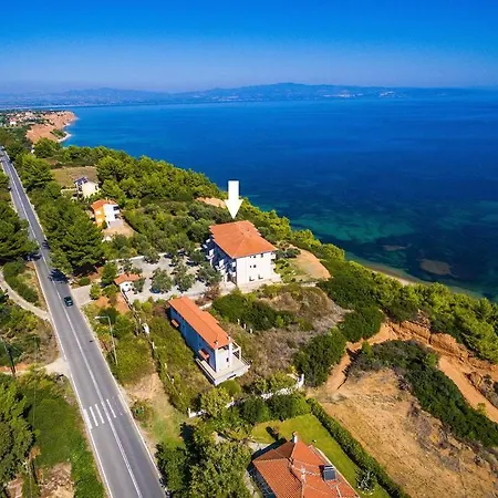 Cozy Cliff With Endless Seaview Lejlighed Nea Poteidaia