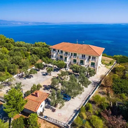 Cozy Cliff With Endless Seaview Lejlighed Nea Poteidaia