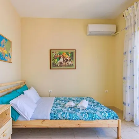 Cozy Cliff With Endless Seaview *